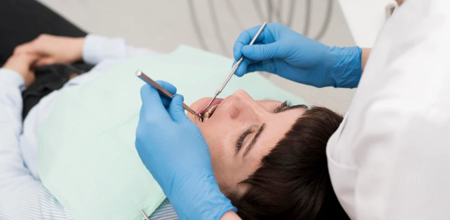 Conseils post-opératoires : soins dentaires Lyon 8